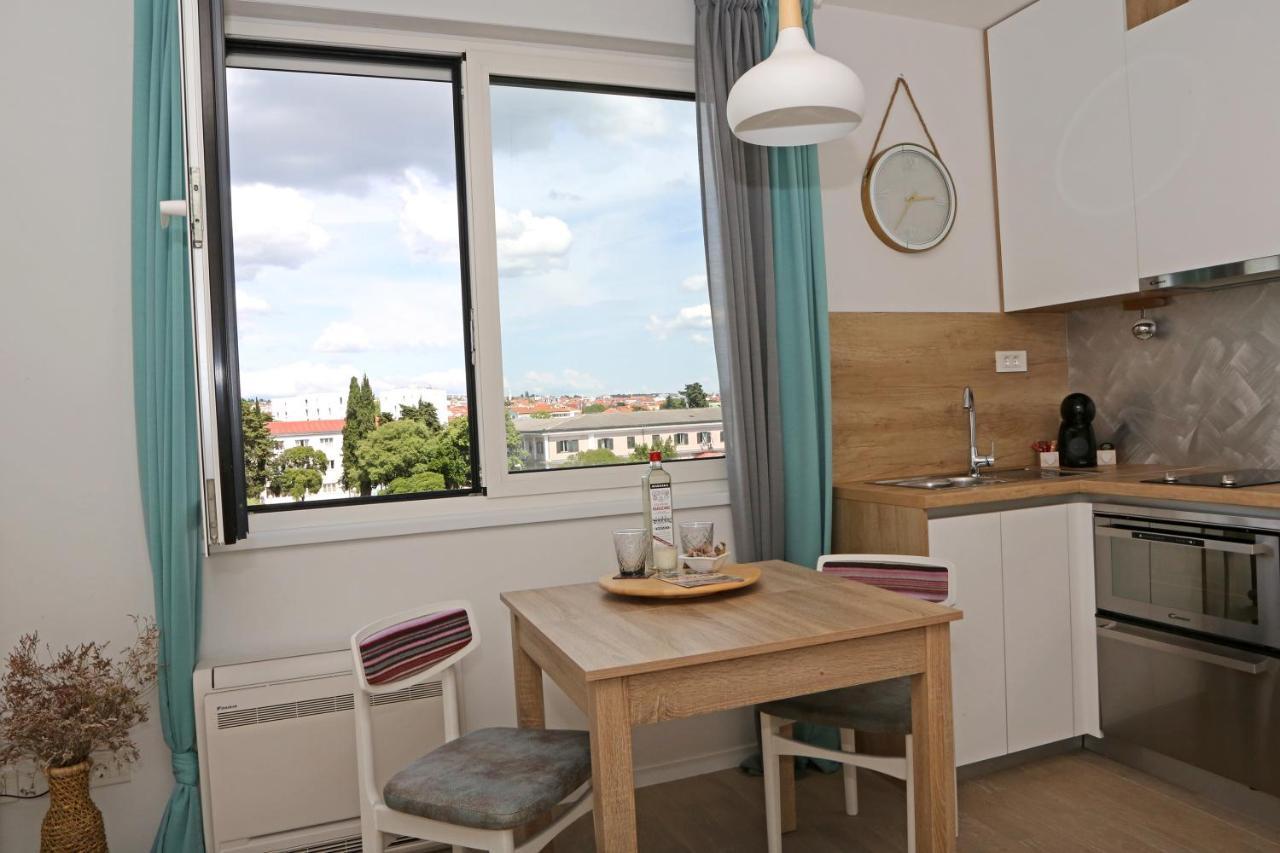 Studio Apartment Camino With Parking Zadar Bagian luar foto