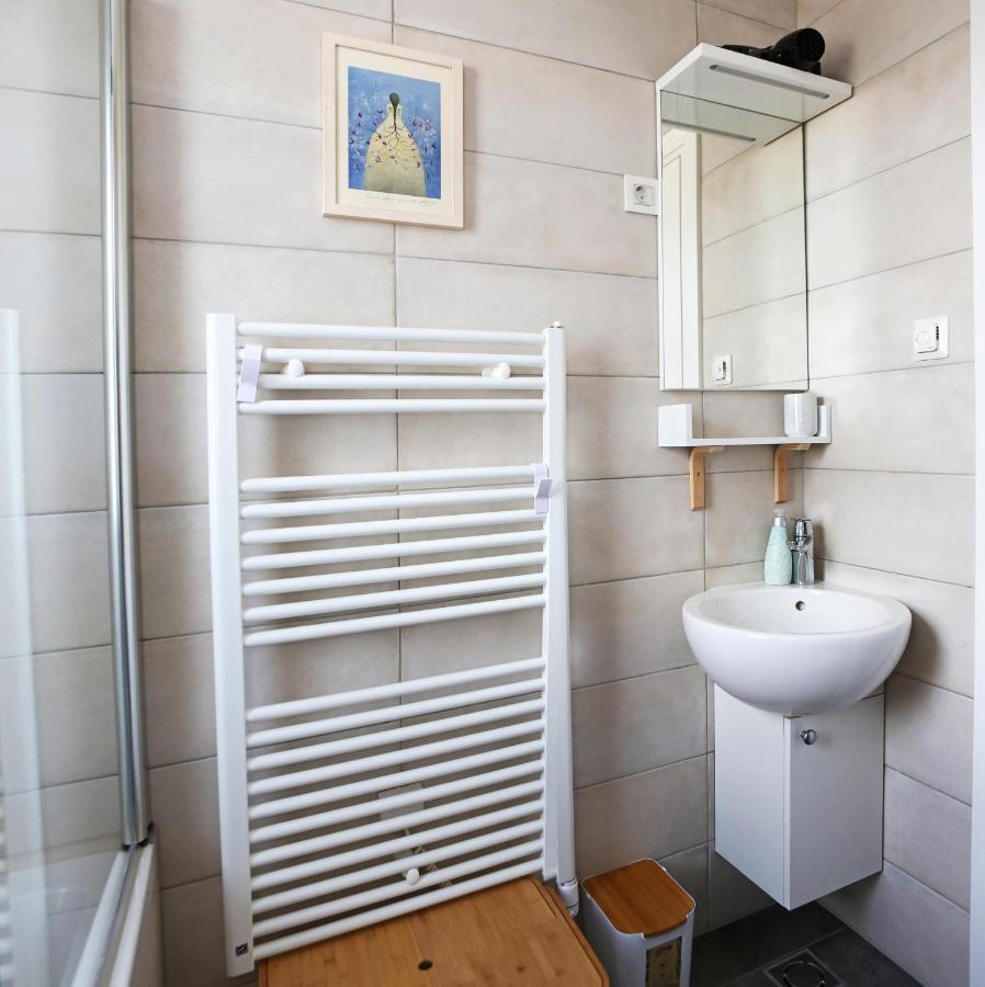 Studio Apartment Camino With Parking Zadar Bagian luar foto